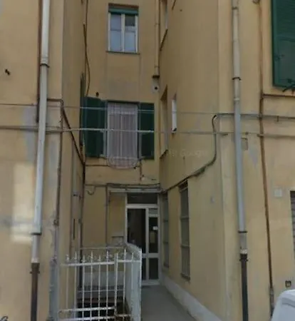 Casa Wanda, In *