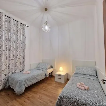 Casa Wanda, In Genova